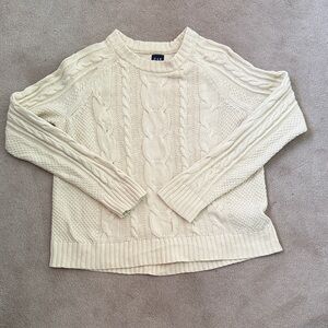 GAP Cable Knit Sweater in Cream